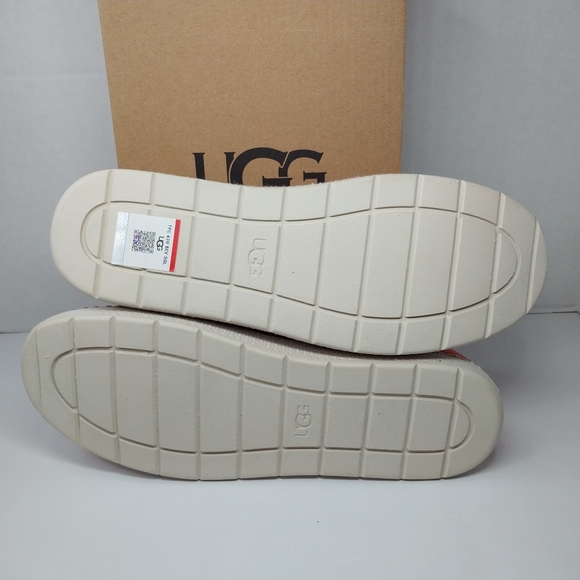 UGG "Luchiah" Womens size 6 Slip on Peach Bliss Sneakers BRAND NEW with Box - Picture 13 of 15